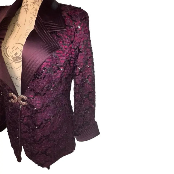 Lillie Rubin 12, sequin lace overlay quilted satin lapel/cuff jewel blazer.USA - Picture 5 of 12